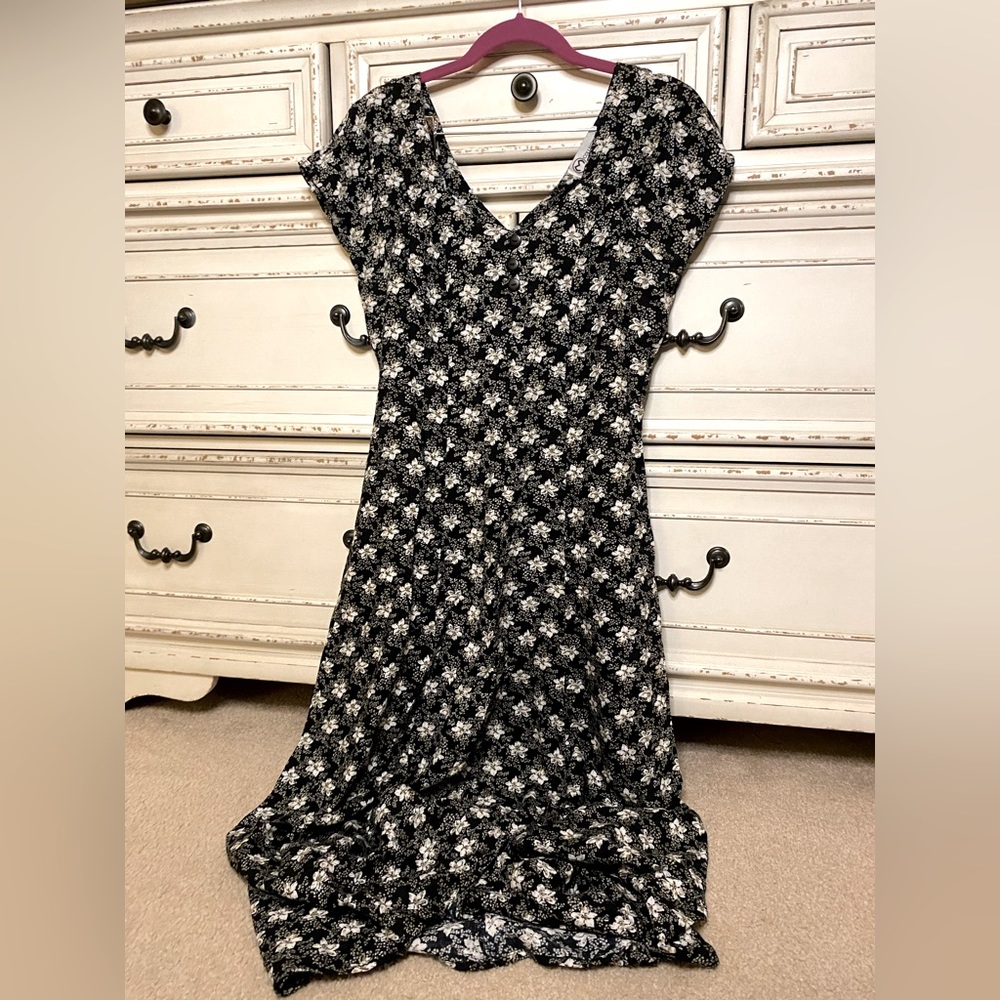 M Collection Vintage 90’s maxi floral dress (S) black and white